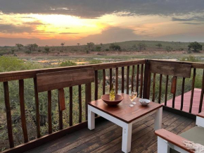 Croc's Nest Bush Lodge